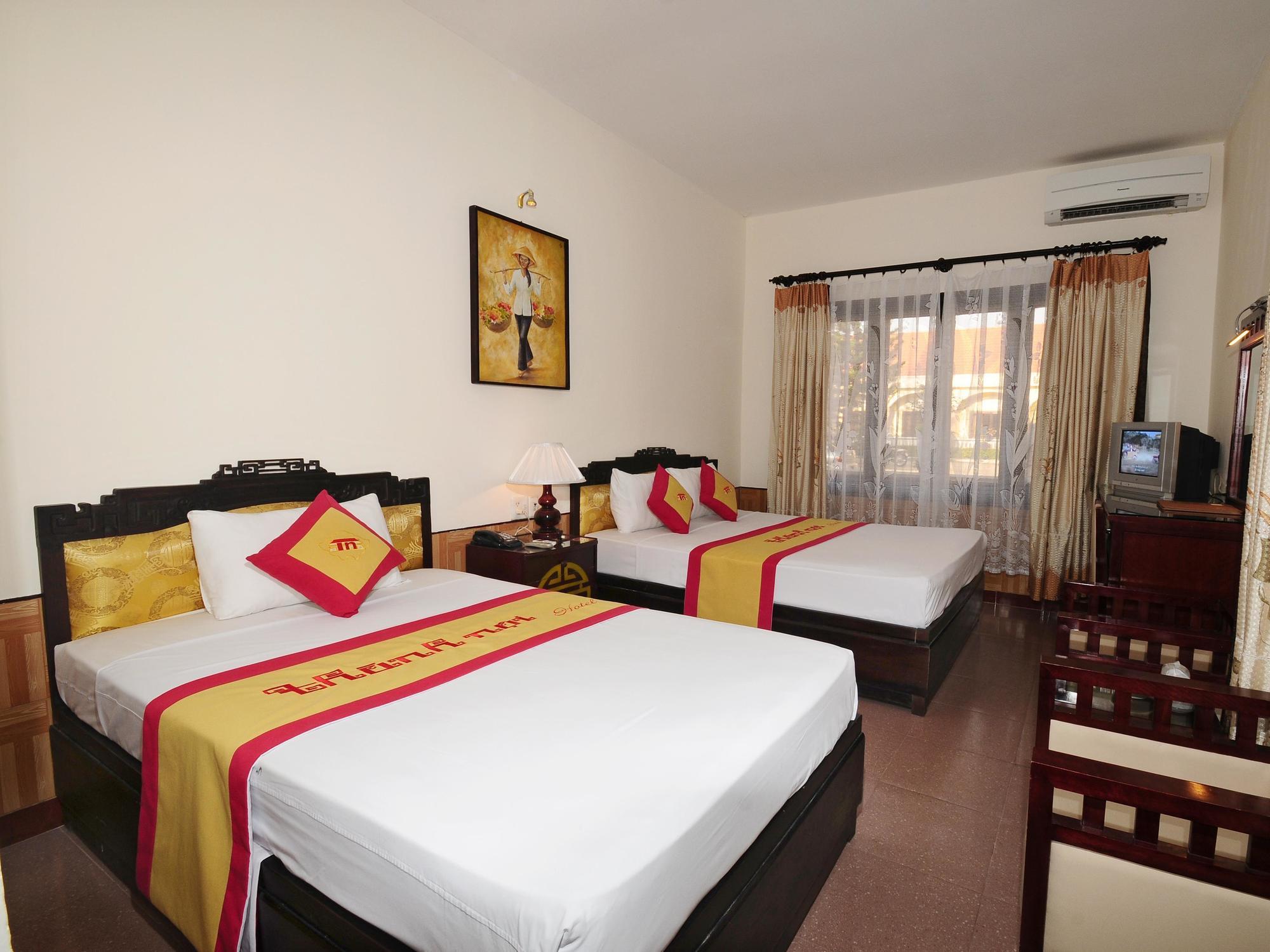 Thanh Noi Hotel Hue Exteriör bild