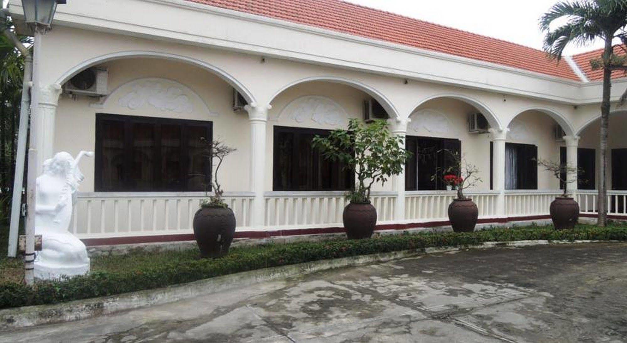 Thanh Noi Hotel Hue Exteriör bild