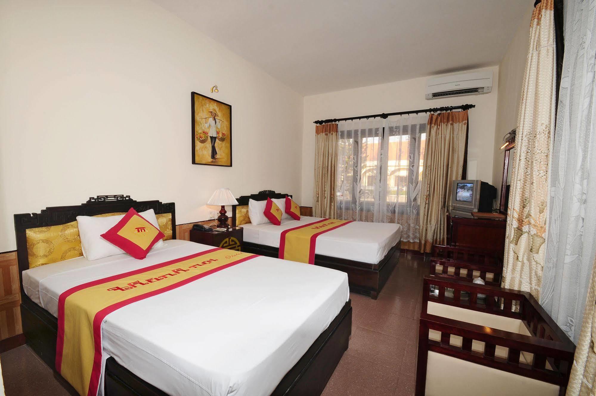 Thanh Noi Hotel Hue Exteriör bild