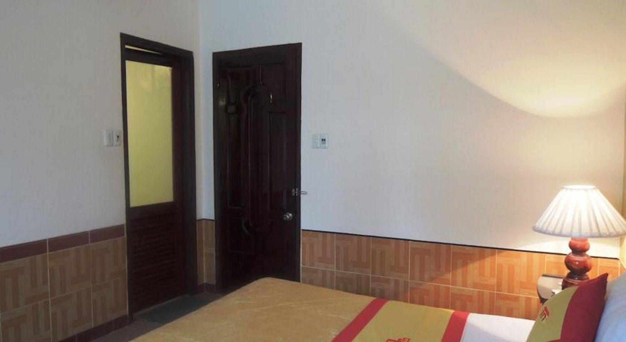Thanh Noi Hotel Hue Exteriör bild