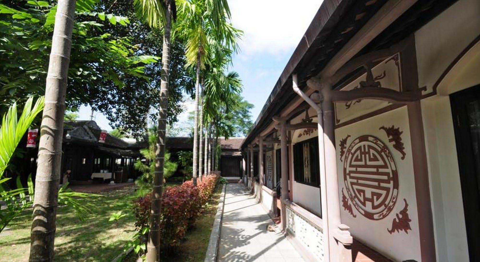 Thanh Noi Hotel Hue Exteriör bild