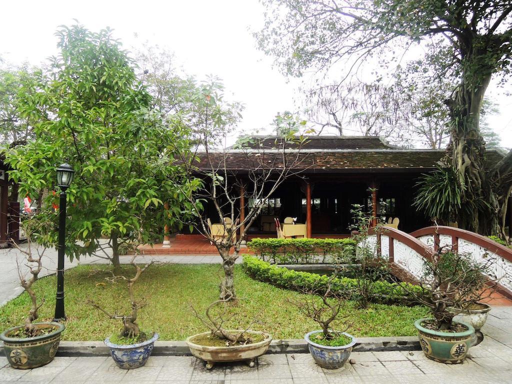 Thanh Noi Hotel Hue Exteriör bild