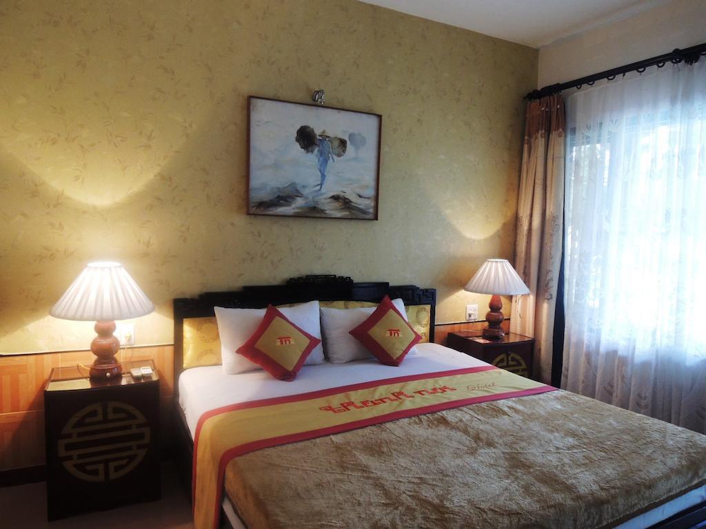 Thanh Noi Hotel Hue Rum bild