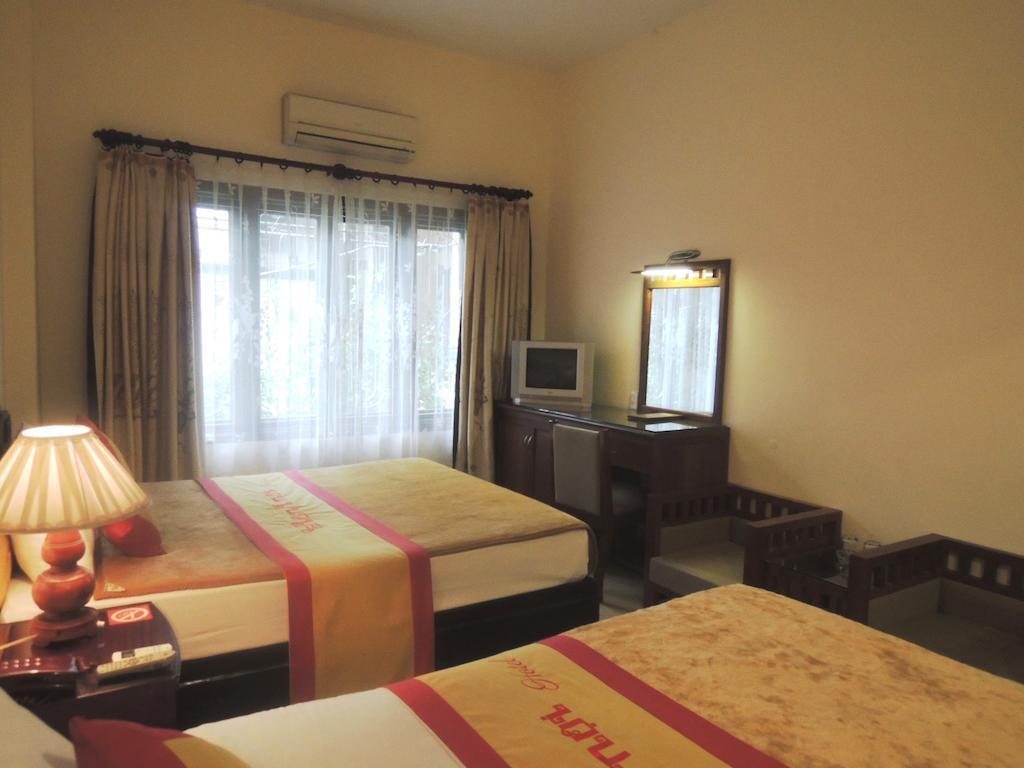Thanh Noi Hotel Hue Rum bild